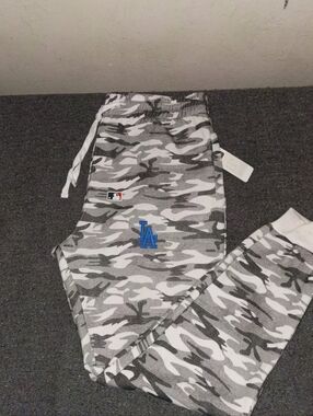 Los Angeles Dodgers Men's Gray/Black Camo Joggers Sweatpants NWT... double sided